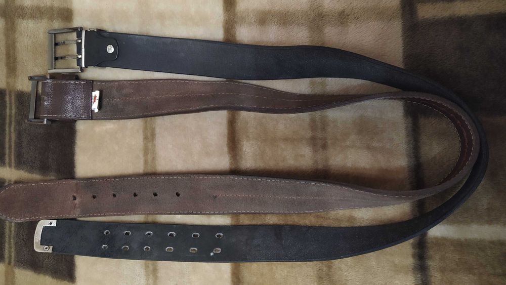 Шкіряні  ремені.