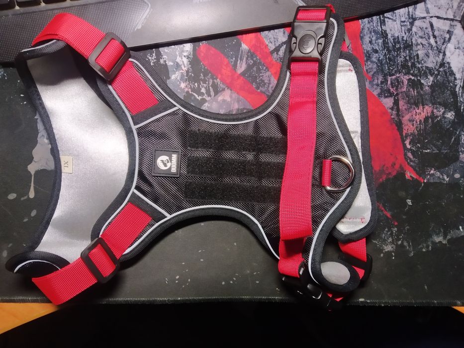 Шлейка для собак средних и больших пород (грудь 65-85см)