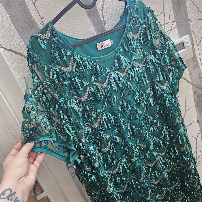 Sukienka Zjawiskowa cekinowa 48