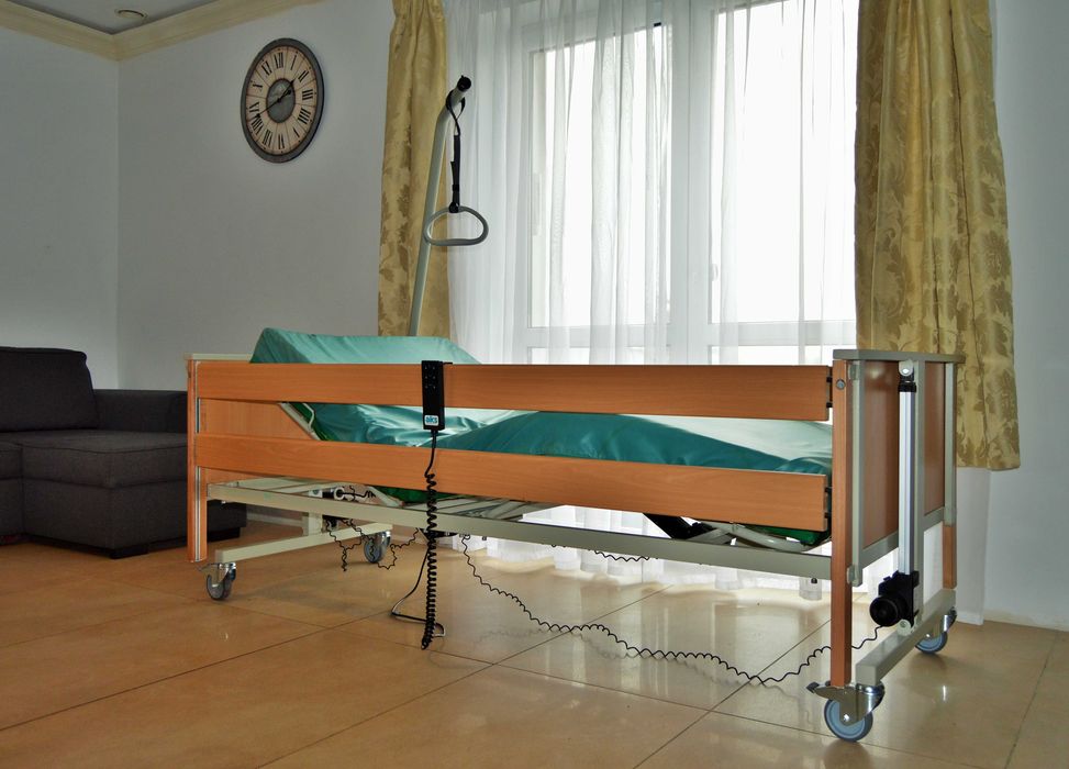 Łóżko rehabilitacyjne z materacem , Wypożyczalnia łóżek