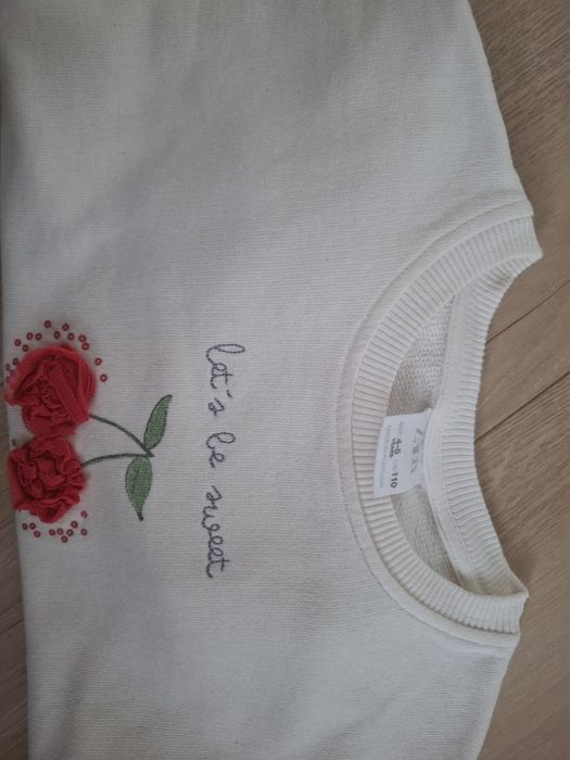 Zara bluza 110 wisienki biała kremowa
