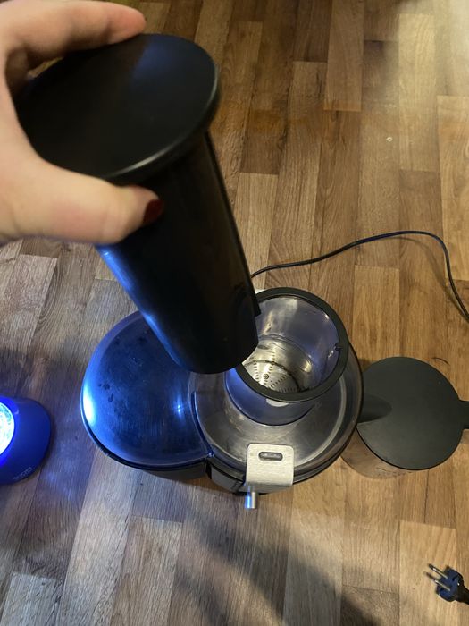 Соковижималка Philips HR1861/00