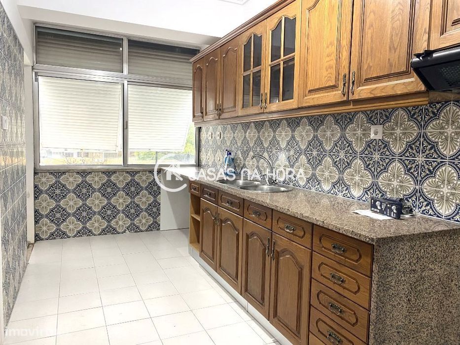 Apartamento T4 em Almada