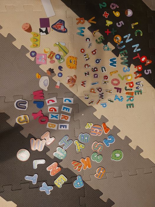 Literki cyferki magnesy na lodówkę mix