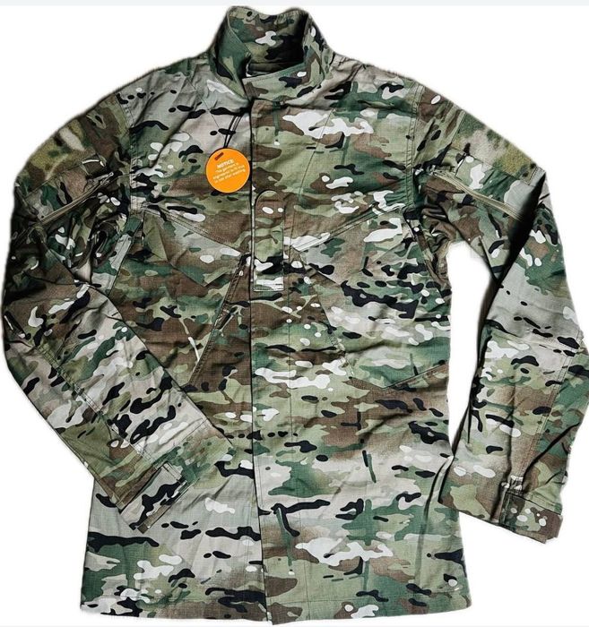 Продам китель край пристижен