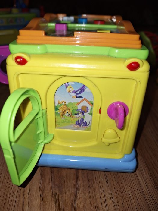 Розвивальна іграшка Huile Toys Шкільний автобус