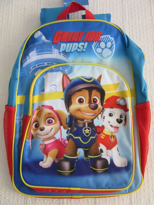 mochila escolar  mickey, minnie, patrula pata, H aranha, faisca mcqeen