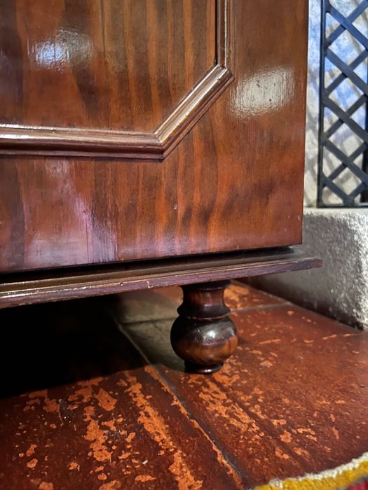 Móvel de apoio vintage em madeira – estilo clássico – excelente estado