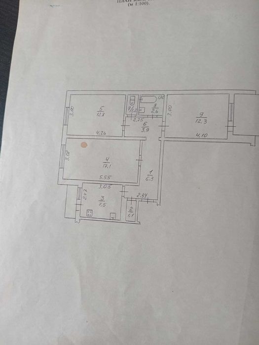 .Продаж гарної 3-х кімнатної квартири у р-ні ПЗР.
