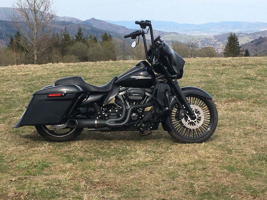 Harley Davidson CVO Street Glide 110cali