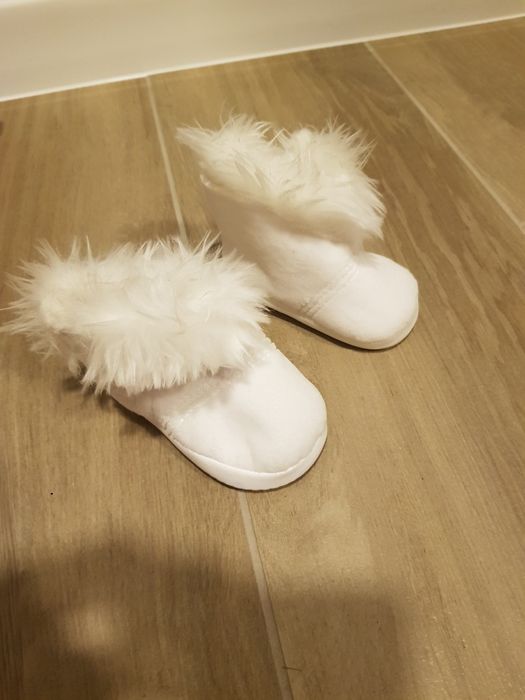 Buty zimowe rozmiar 10 0- 3 miesiące