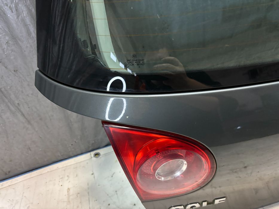 Klapa Bagażnika Volkswagen Golf V 5 Hb 5D K: La6Q