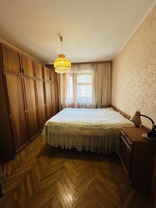 Продам 3-кімнатну квартиру з автономним газовим опаленям