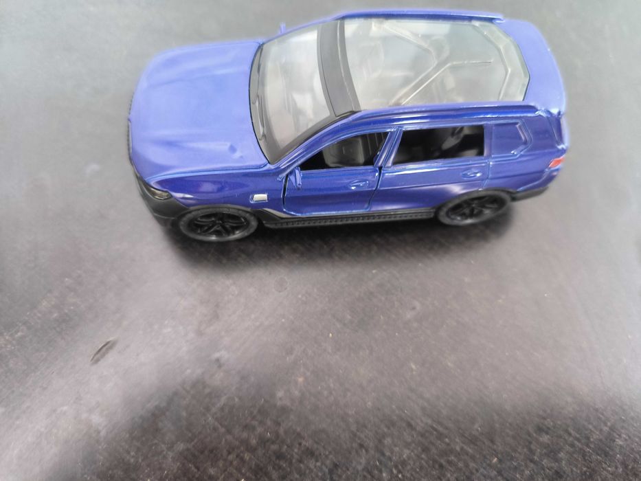 Модель авто BMW X7