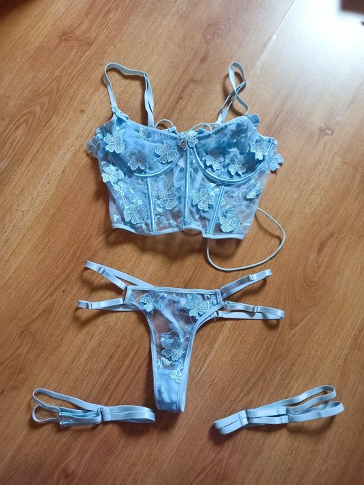 Komplet bielizny koronkowej niebieski