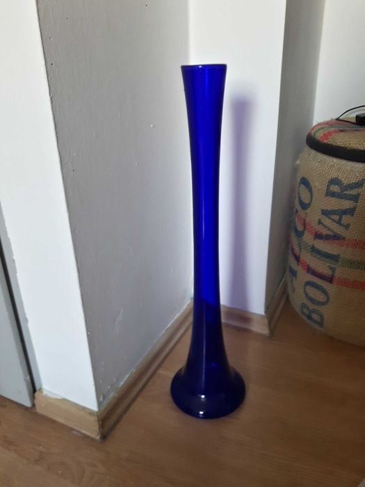 bardzo duży wazon ze szkła