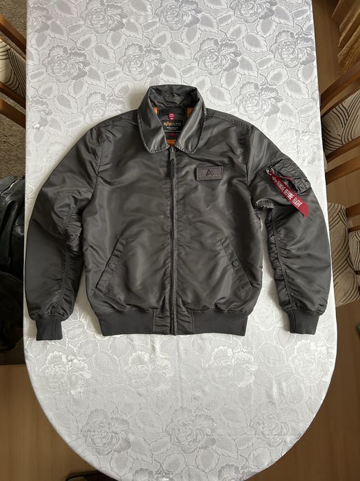 Kurtka bomberka męska Alpha Industries Flying Tigers CWU Vintage Grey haft naszywka L