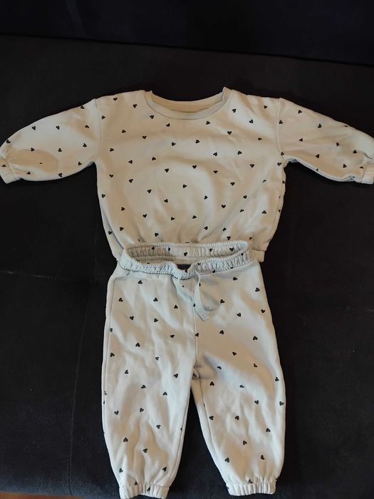 Dres dziewczecy r.80