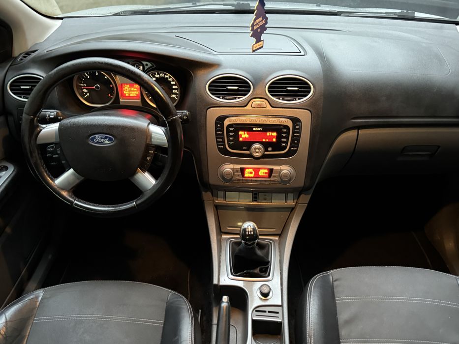 Ford Focus SW 1.6 Tdci Titanium - 2009 Nacional