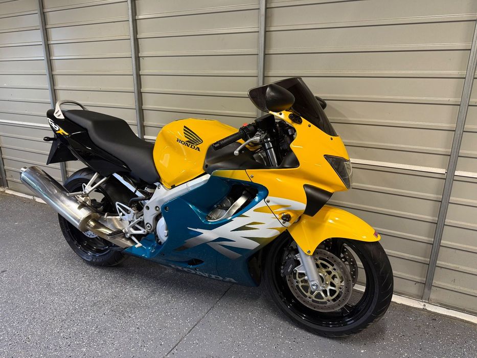 Honda CBR 600 F4 CBR600 Jedyne 27 000km! *stan kolekcjonerski*  Transport! RATY!