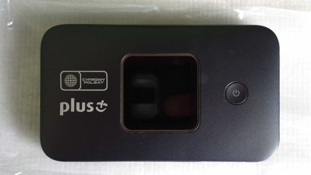 Router mobilny Huawei E5785 ze spuchniętą baterią