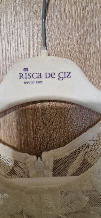 Vestido de festa, cerimónia para menina 7-8 anos. usado só  por 2horas