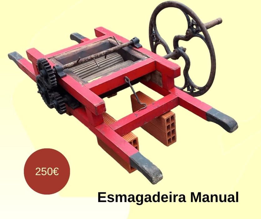 Esmagadeira manual de uva