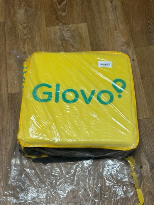 Термосумка-рюкзак трансформер нового зразка Glovo запечатана Глово