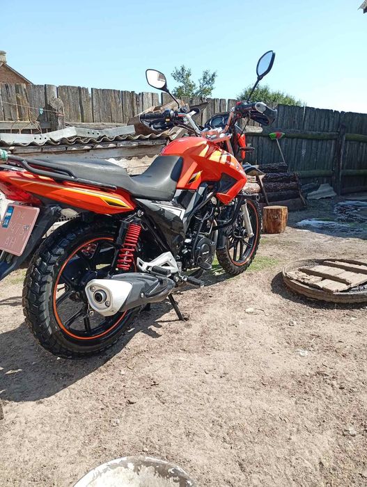 Продам мотоцикл спарк