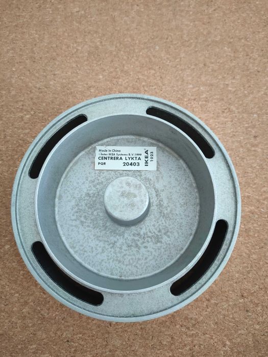 Porta-velas em metal e vidro fosco IKEA