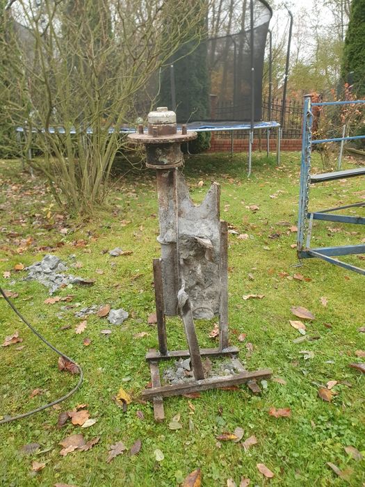 Karuzela dla dzieci ogrodowa.