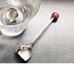 Colher de cocktail em casquinha inglesa