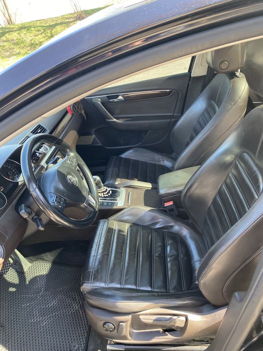 Volkswagen passat b7 2011 року