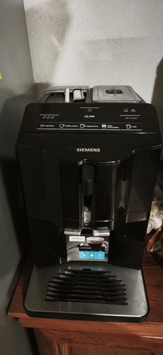 Ekspres do kawy SIEMENS EQ 300