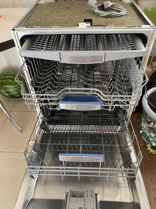 Посудомийна машина Bosch