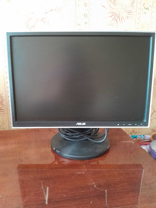 Монітор ASUS, довжина діагоналі 52 сантиметри