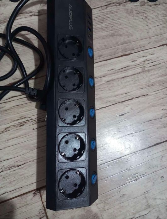 Przedłużacz listwa antyprzepięciowa