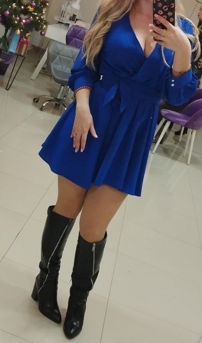 Платье электрик с поясом