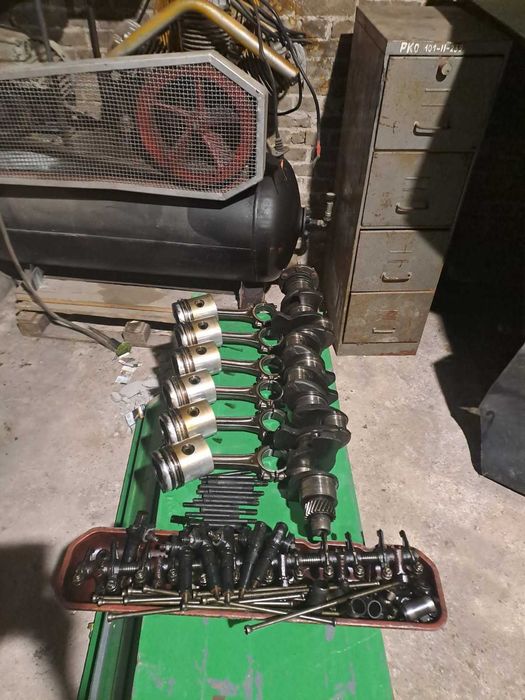 Części do kombajnu Bizon (silnik,skrzynia,pompa,sprzęgło i inne)