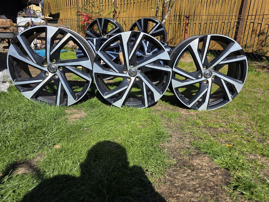 Oryginalne felgi Volvo R20