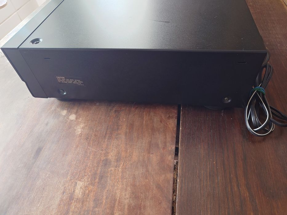 Carrossel Sony CDP-C701ES