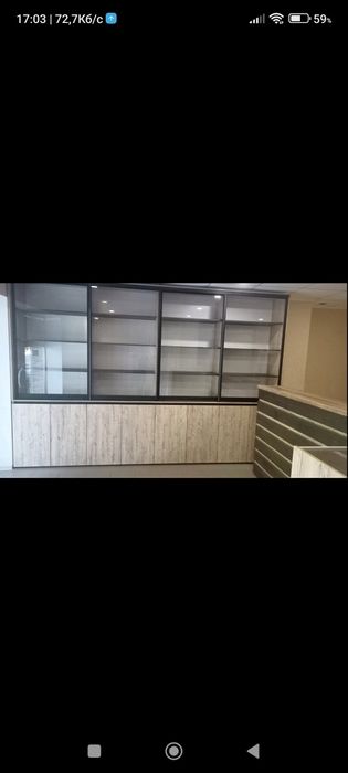 Меблі для магазину чи кафе