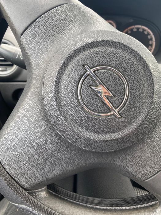 Opel Corsa Comercial
