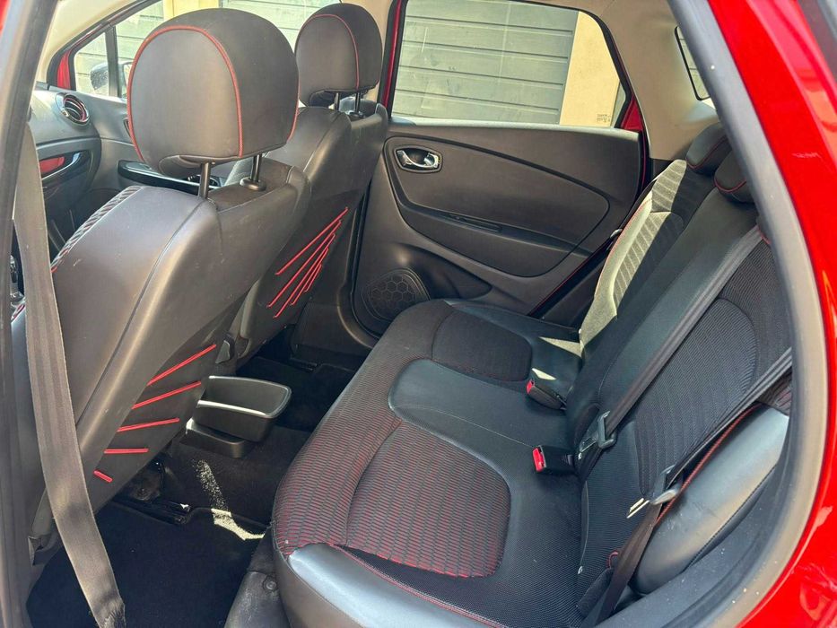 RENAULT CAPTUR 1.2 TCe 120cv Cx. Automática