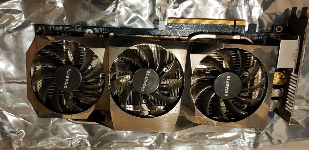 Części PC Intel Grafika Procesor zasilacz Obudowa akcesoria