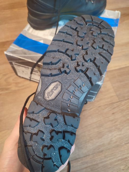 Берці Черевики lowa mountain gtx