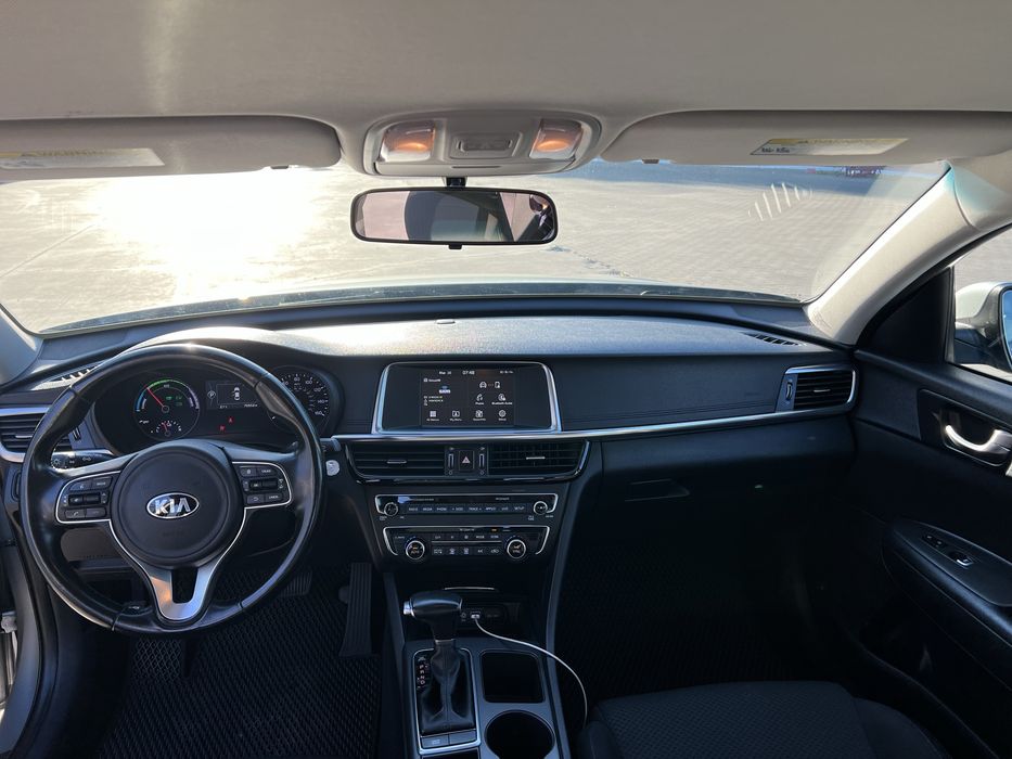 Продам KIA OPTIMA Hybrid