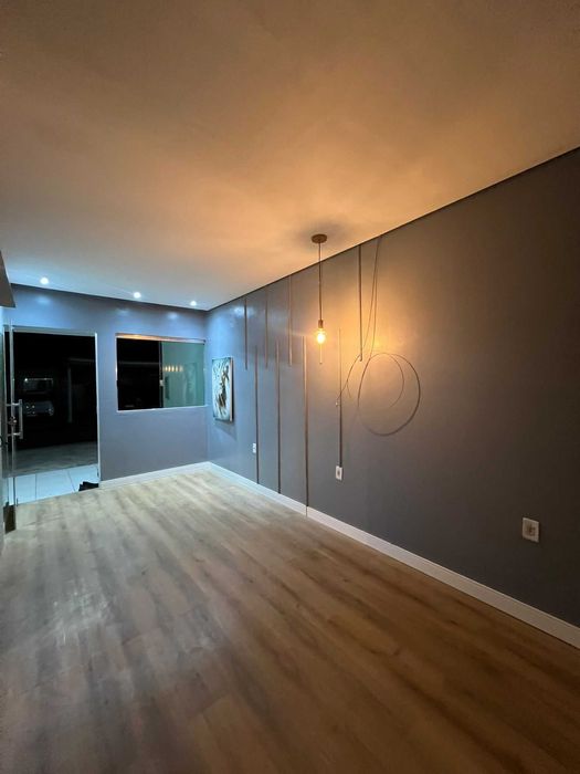 Pinturas Interiores e Pequenas Reparações - Porto