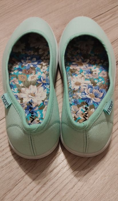 Buty damskie wsuwane Vices rozmiar 37 kolor miętowy