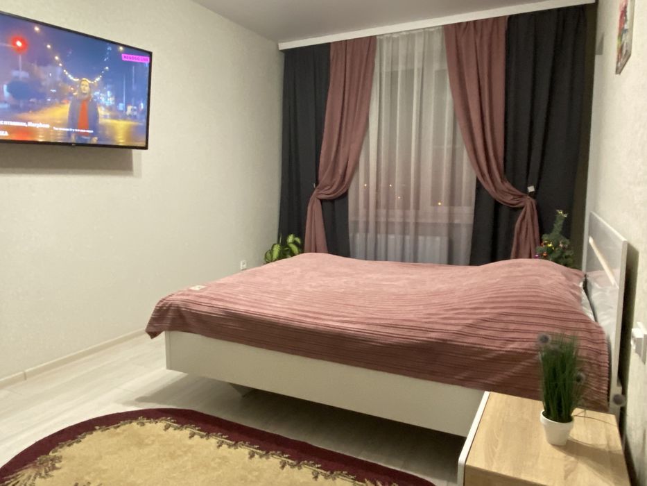 Вільна Квартира подобово погодинно ПортСіті Парковка,звітні документи